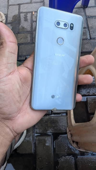 LG V30 Plus