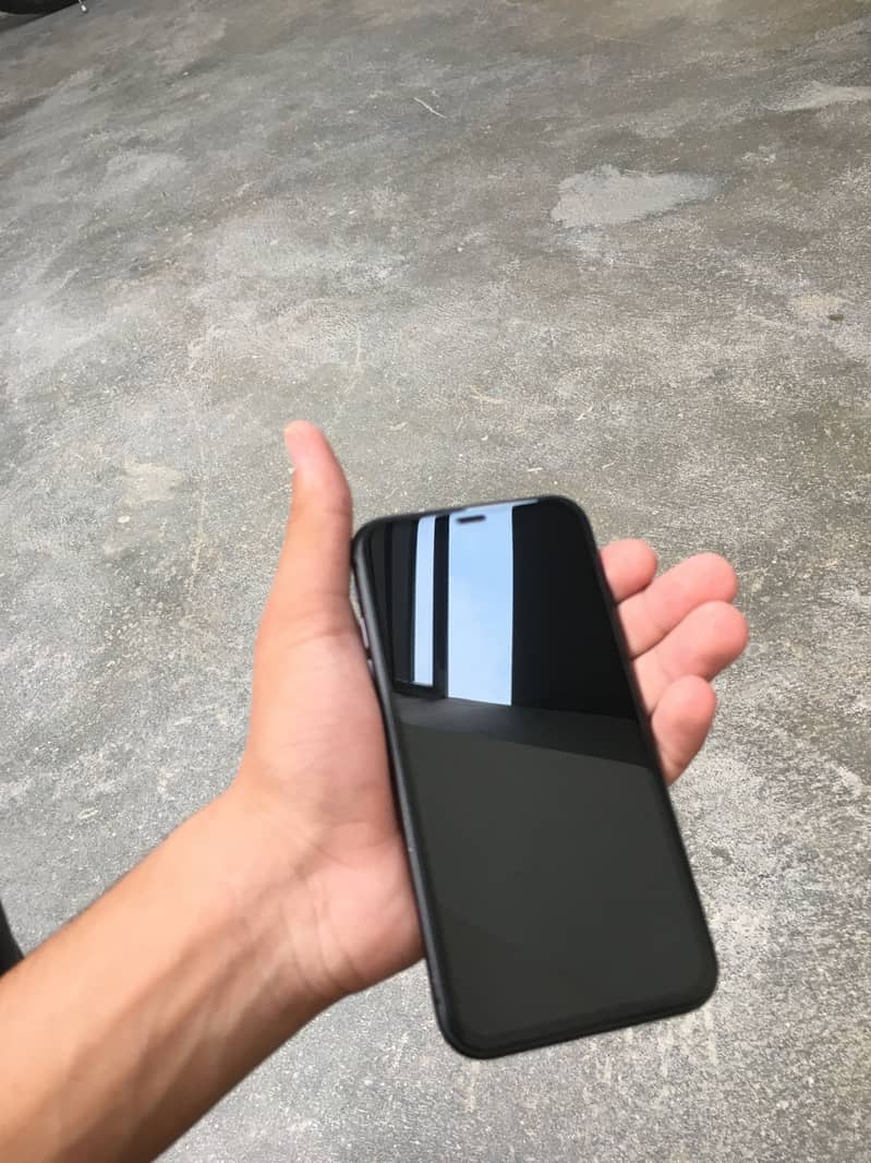 Apple iPhone 11 1