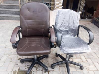 2 chear complete parts and 10 by 10 condition