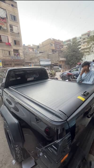 Toyota Revo Dala shutter