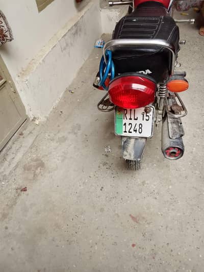 125 2015 model