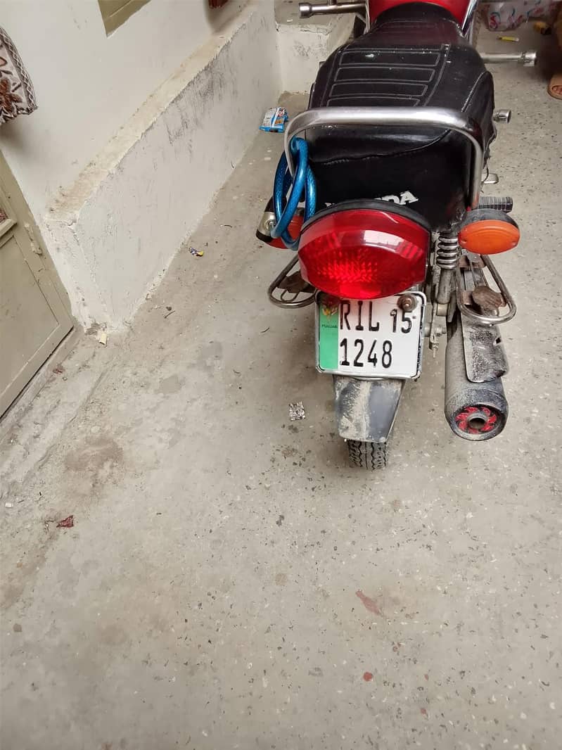 125 2015 model 0