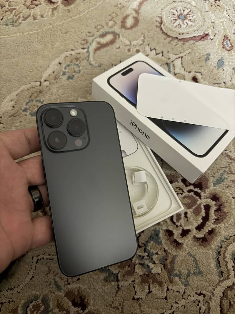 Apple iPhone 14 Pro 0