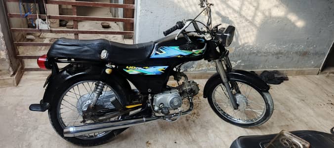 Unique 70cc 2015