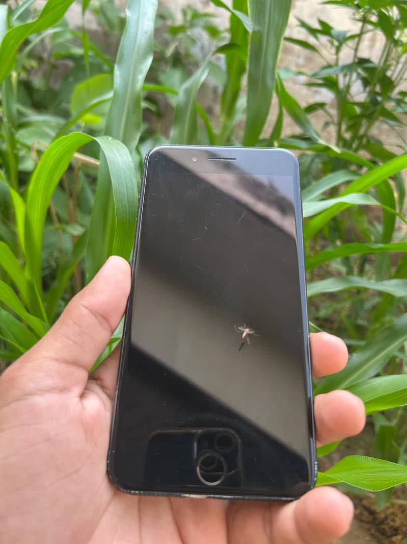 iPhone 7 Plus 128GB 4