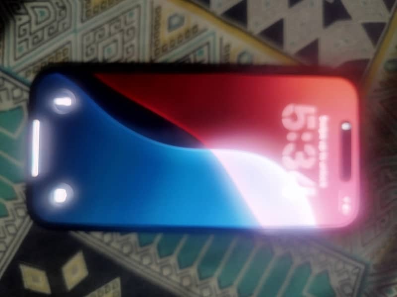 Apple iPhone 16 0
