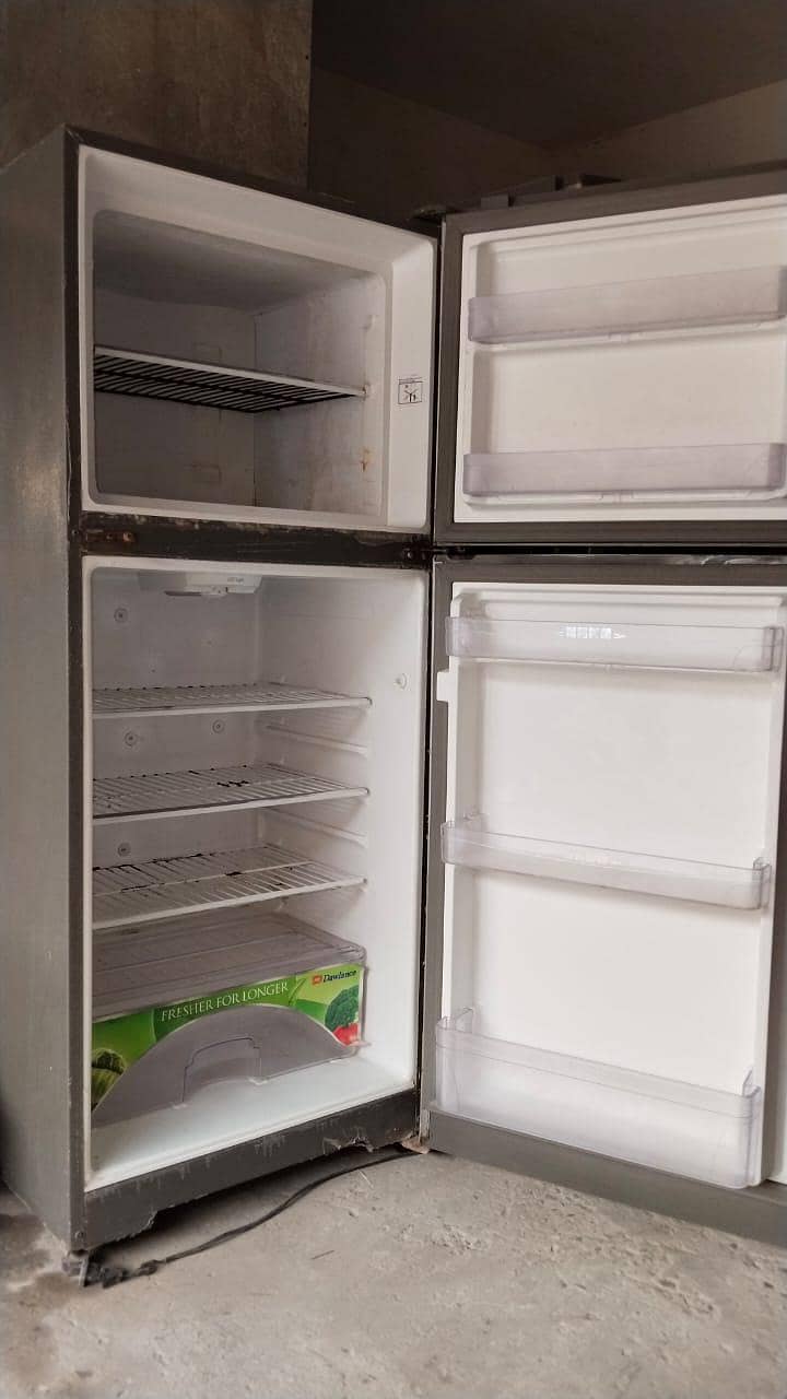 Dawlance refrigerator 2