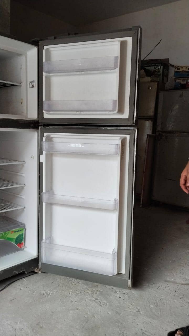 Dawlance refrigerator 3