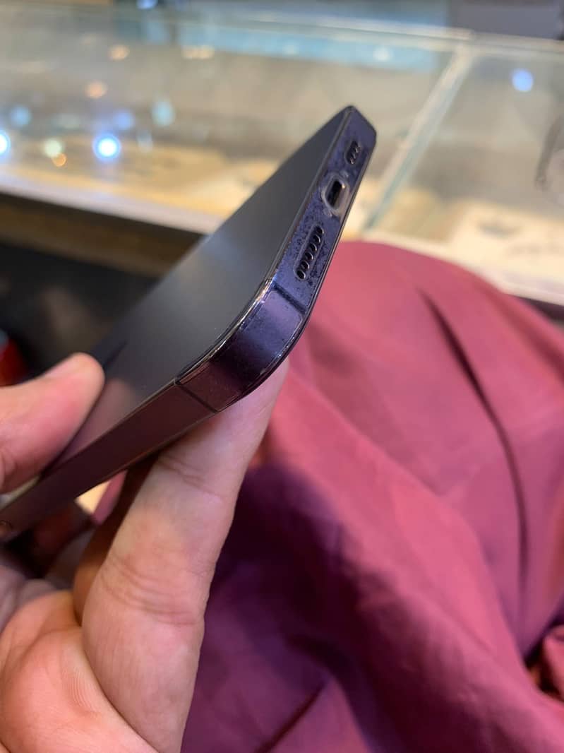 Apple iPhone 14 Pro Max 5