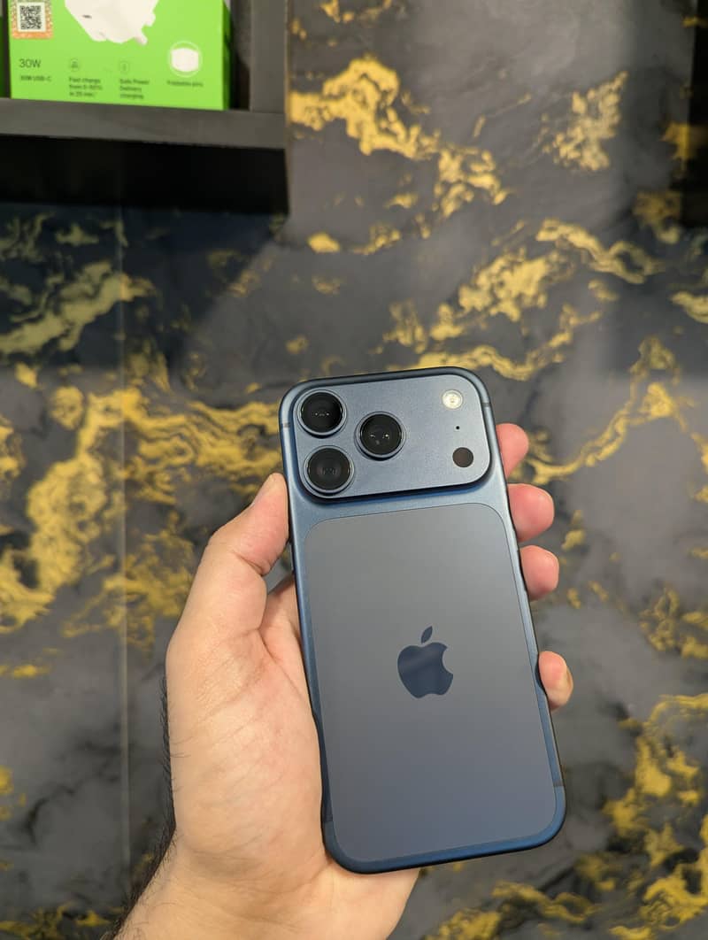 Apple iPhone 17 Pro 5