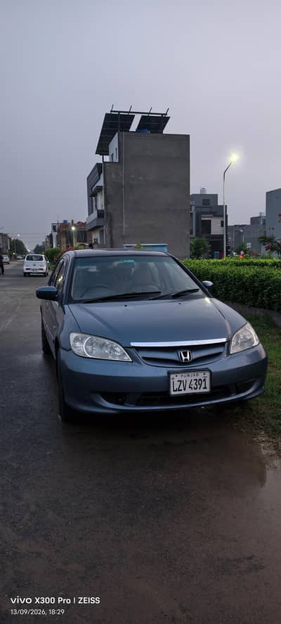 Honda Civic EXi 2005