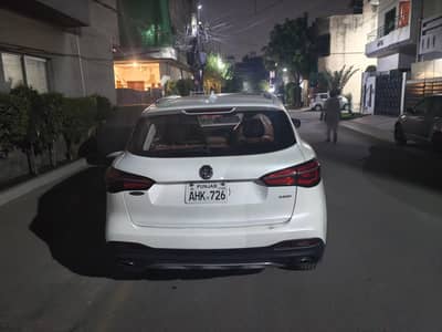 MG HS 2022