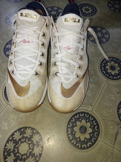 New balance shoes for size 8