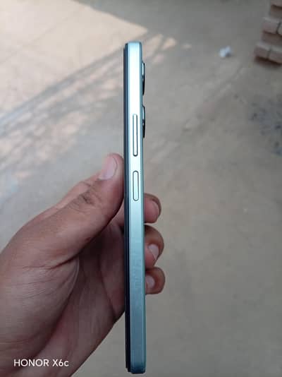 Vivo Y18