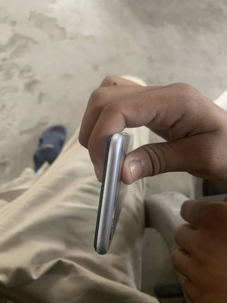 Apple iPhone 6 5