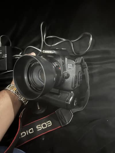 Canon EOS 7D Camera Kit For Sale