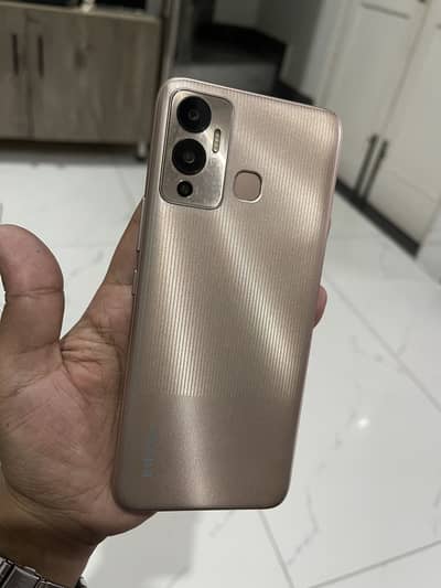 Infinix Hot 12 Play
