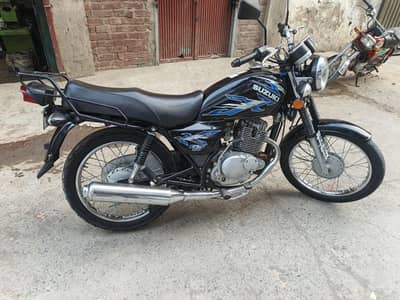 Suzuki GS150 2025 Model – Excellent Condition – First Owner