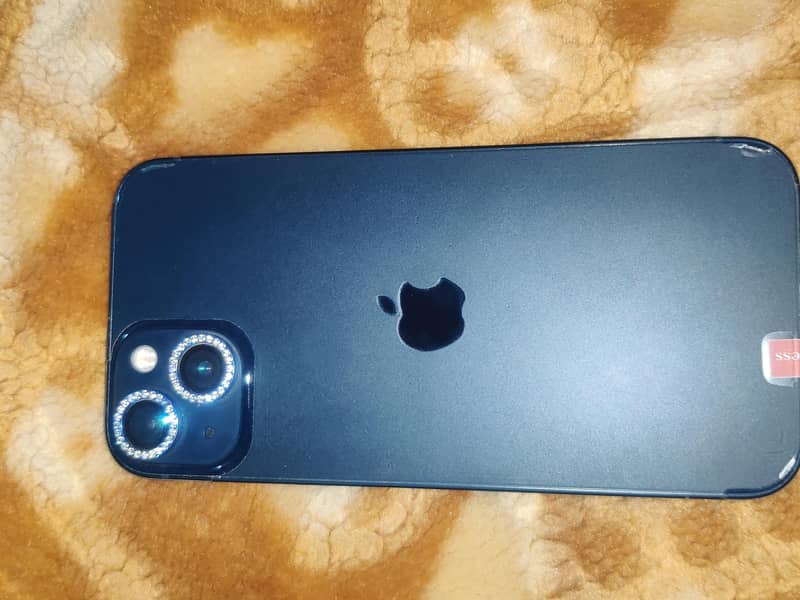 Apple iPhone 13 5