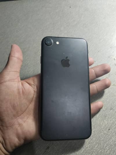 Apple iPhone 7