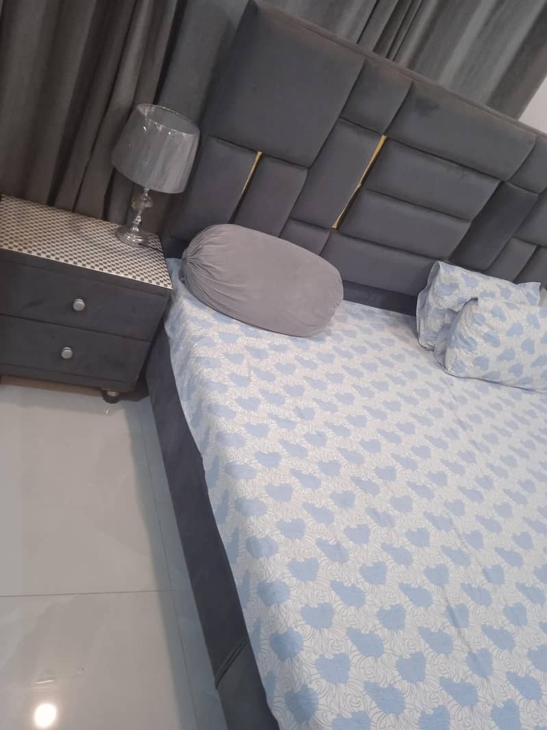 1 bed and 2 side table 3