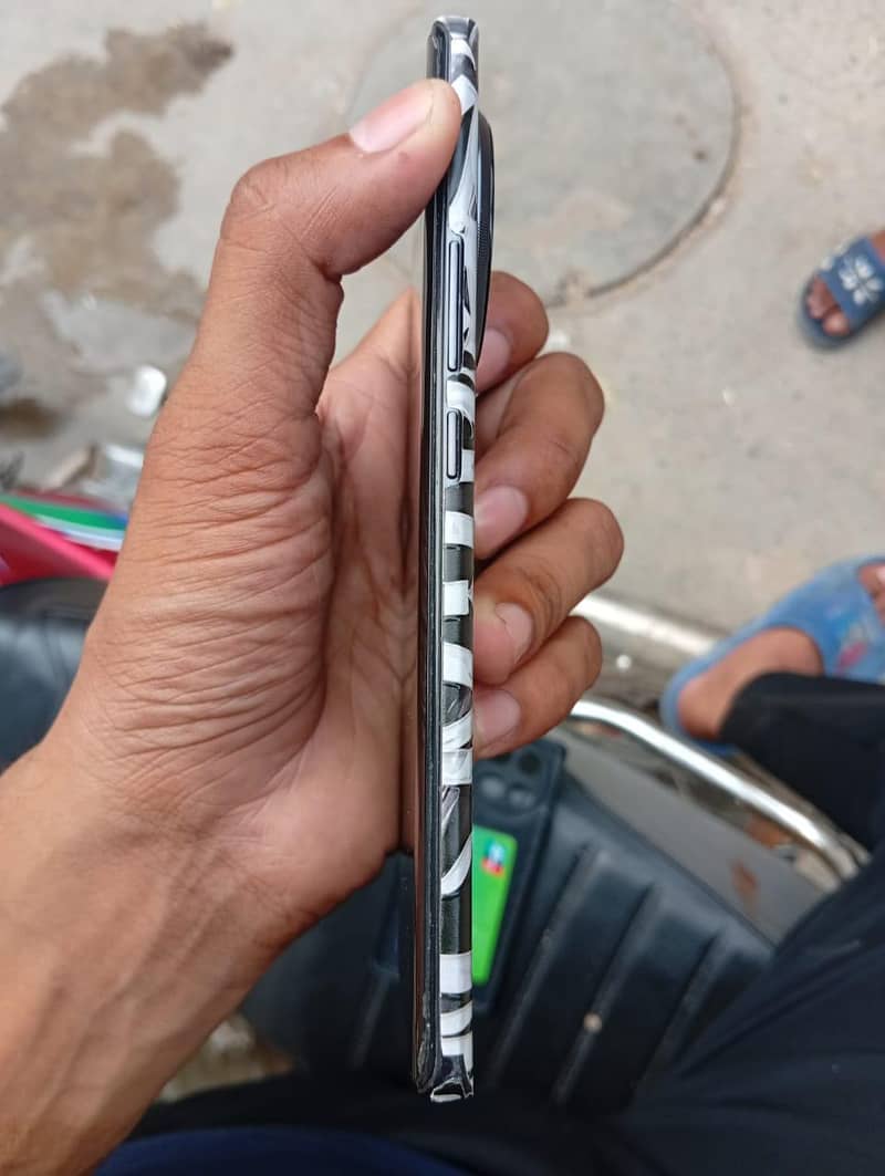techno camon 30s 4