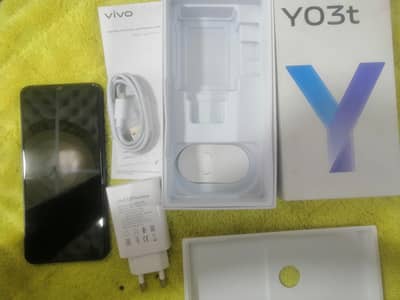 vivo y03t 4+4 ram 64 RoM cntact 03164996457 complate box chargrt 10/10