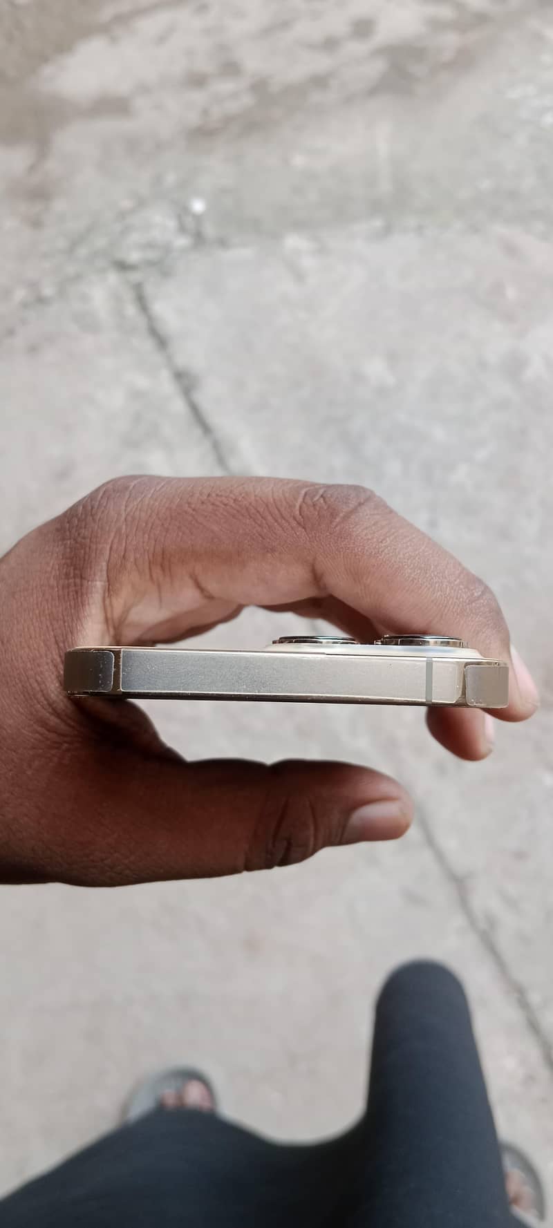iPhone 13 Pro 6