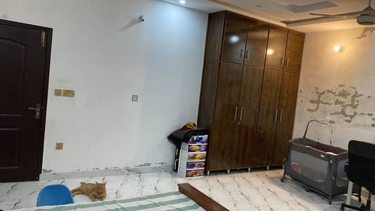 3 Marla Ground Floor Portion For Rent Near College Road