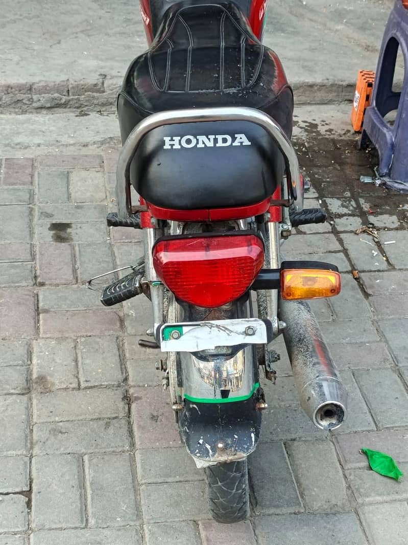 Honda CD70 1