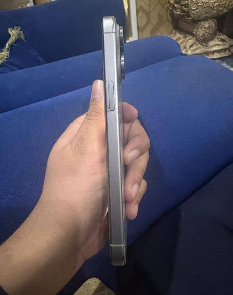 Apple iphone 15 Pro Max 3