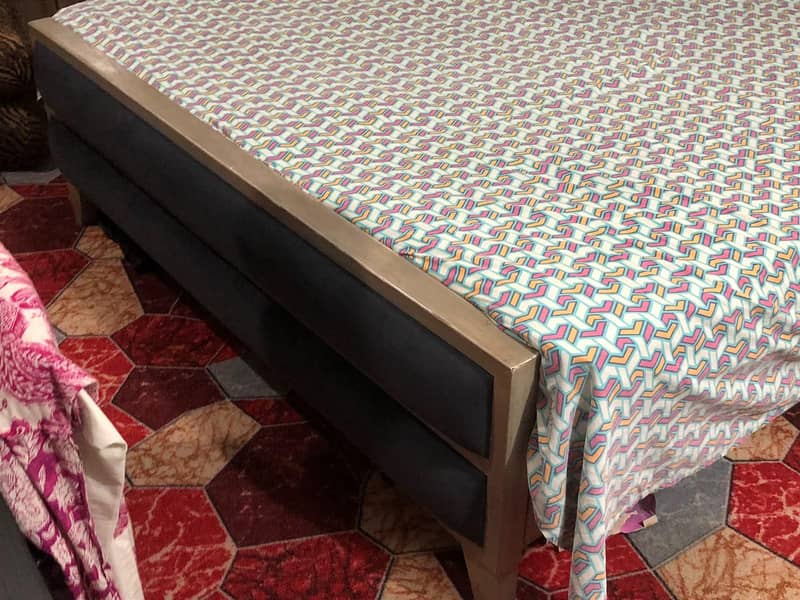 designer Bed 2