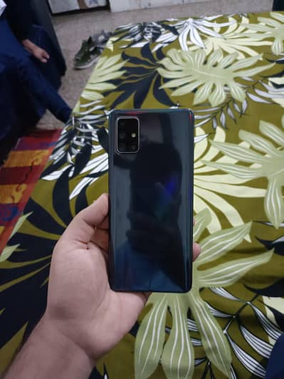 Samsung galaxy A71 mobile  10/10 condition