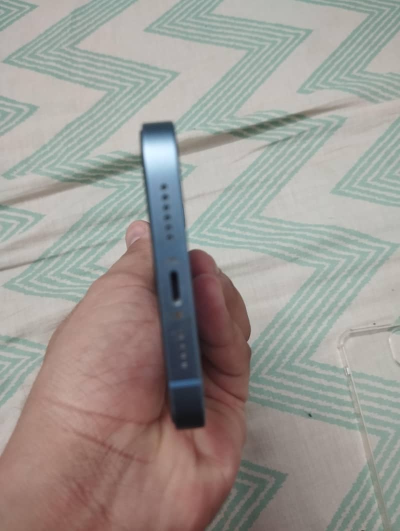 Apple iPhone 14 plus 3