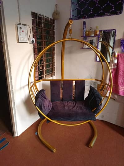 jhoola swing