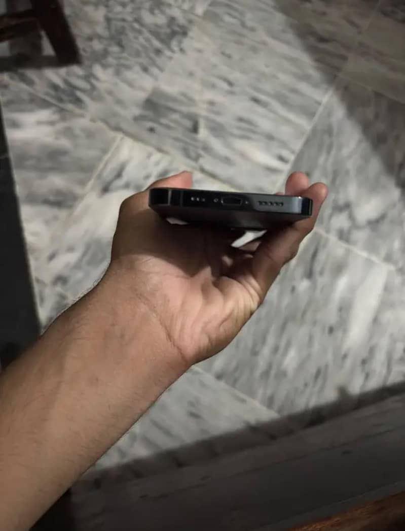 Apple iPhone 12 Pro 3