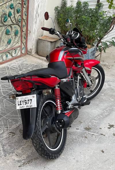 Honda cb150f | Model 2018(December month | GR 150 | 09038KM