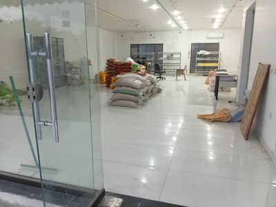 Brand New Commercial plaza . 2 story. 8D opf commercial