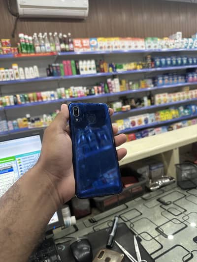 Samsung Mobile A20