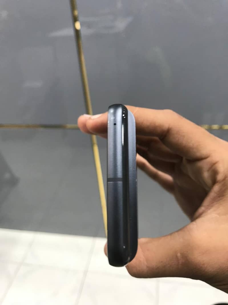 Google Pixel 8 2