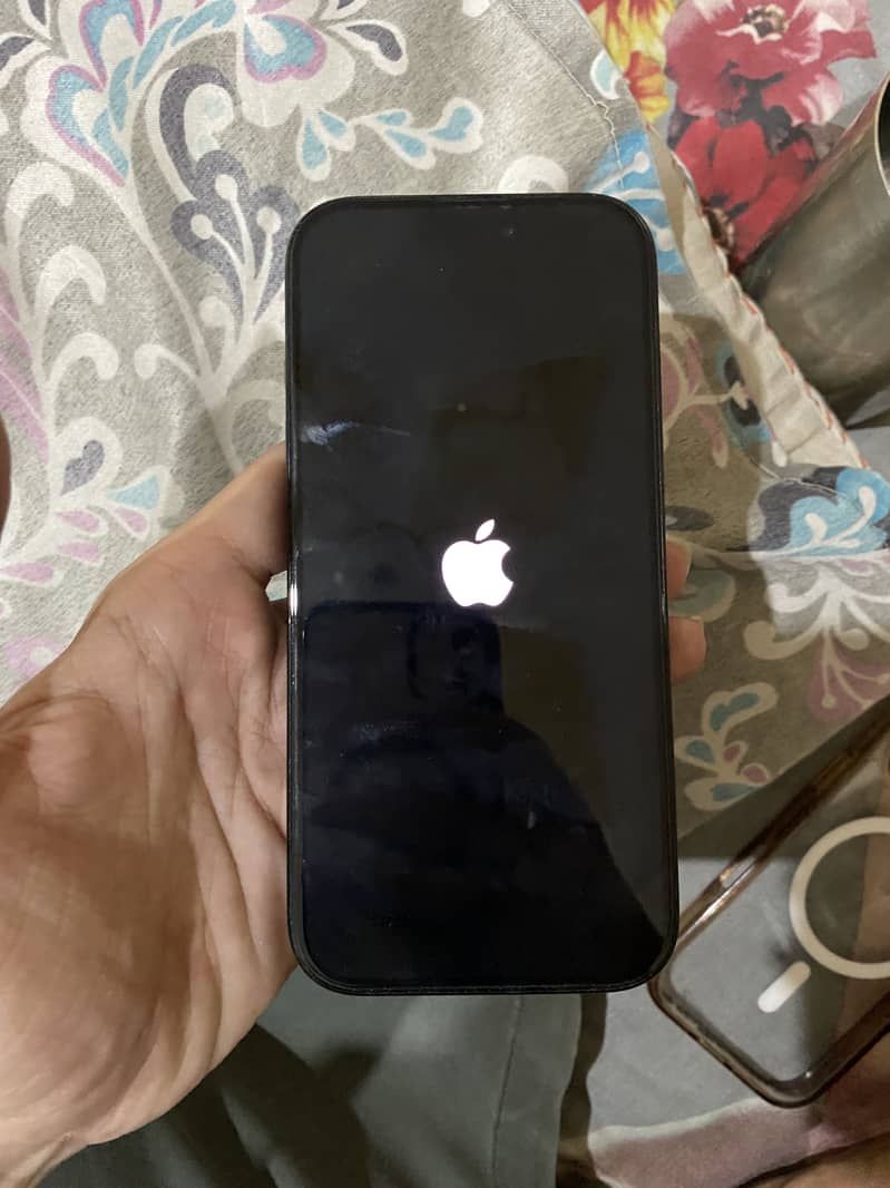 Iphone 16 pro 0