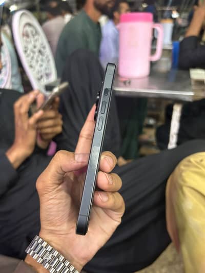 Apple iPhone 15 Pro