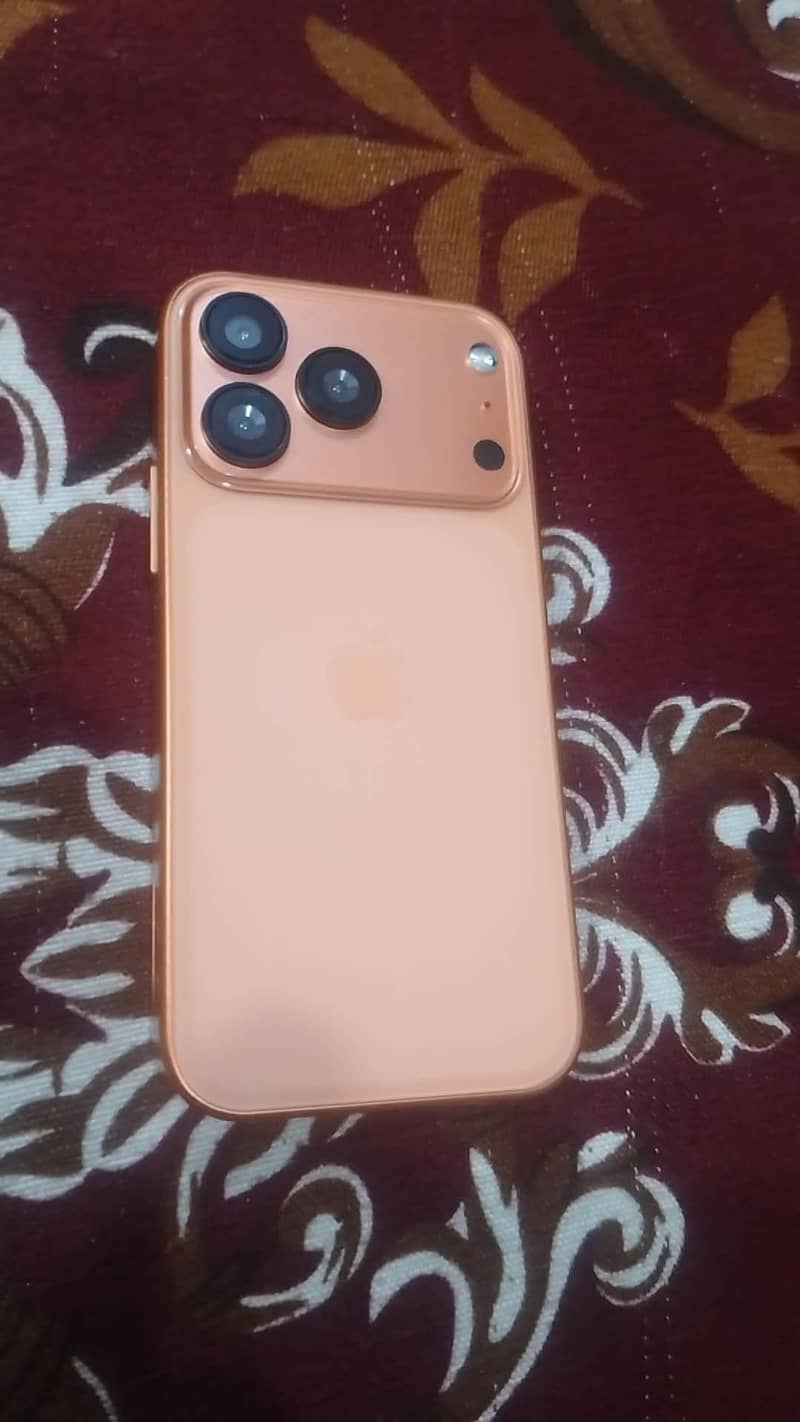 iPhone 17 Pro Max mini 1