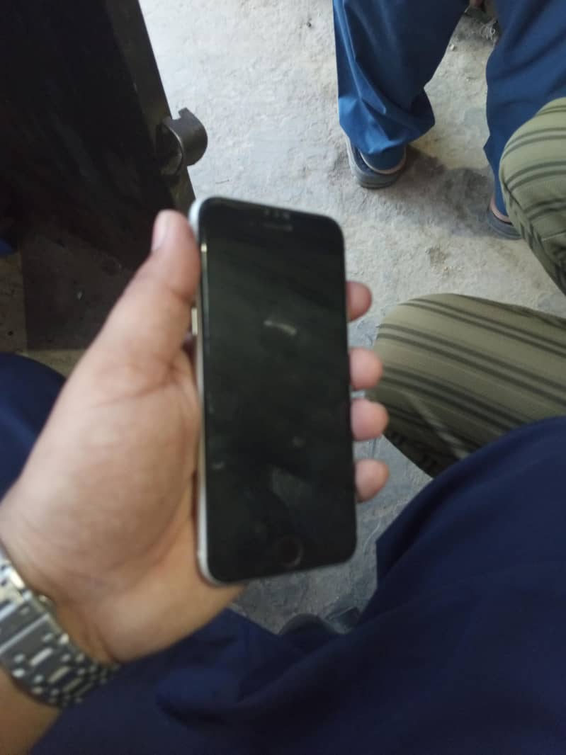 Apple iPhone SE 1