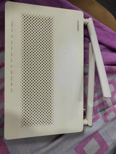 Gpon Huawei Router Model no. 8247