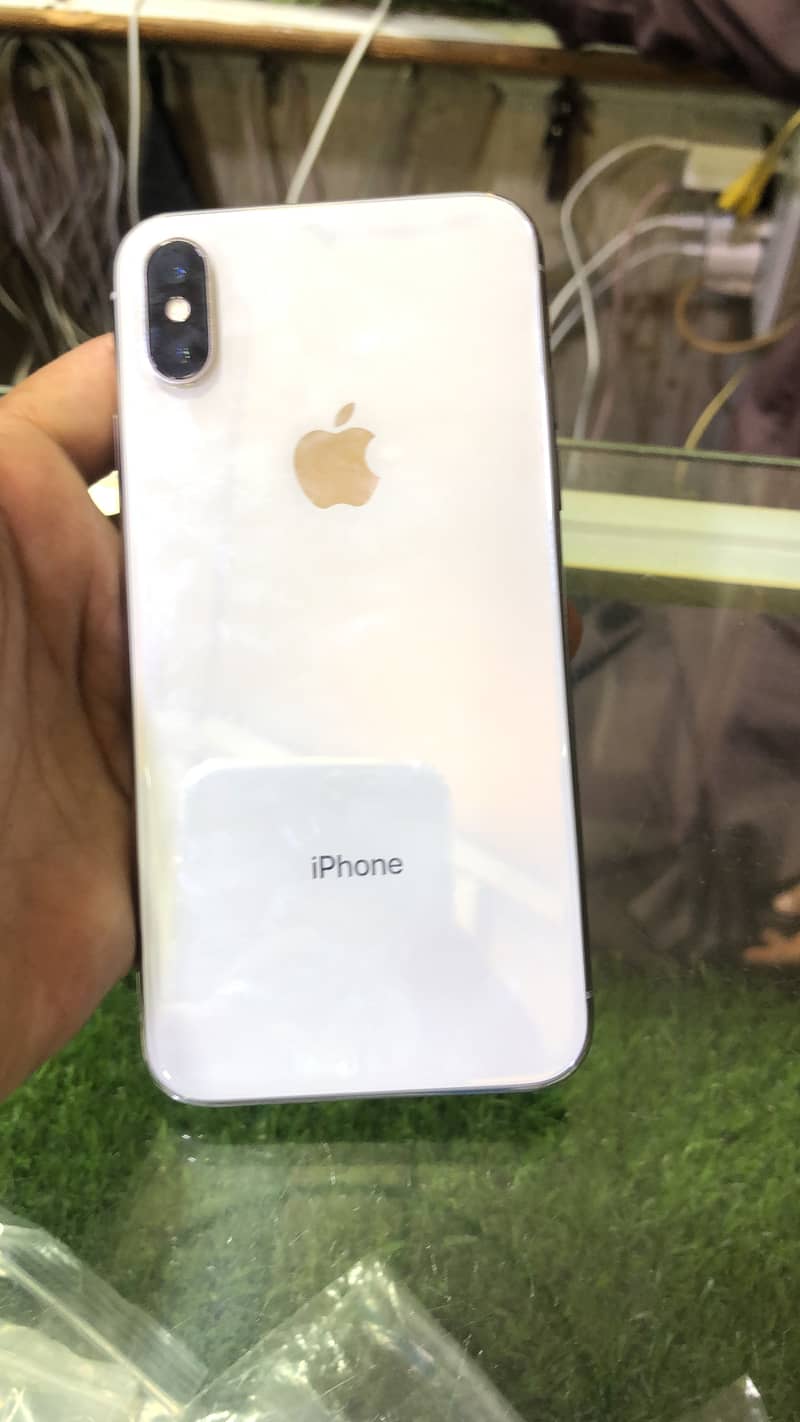Apple iPhone X 2