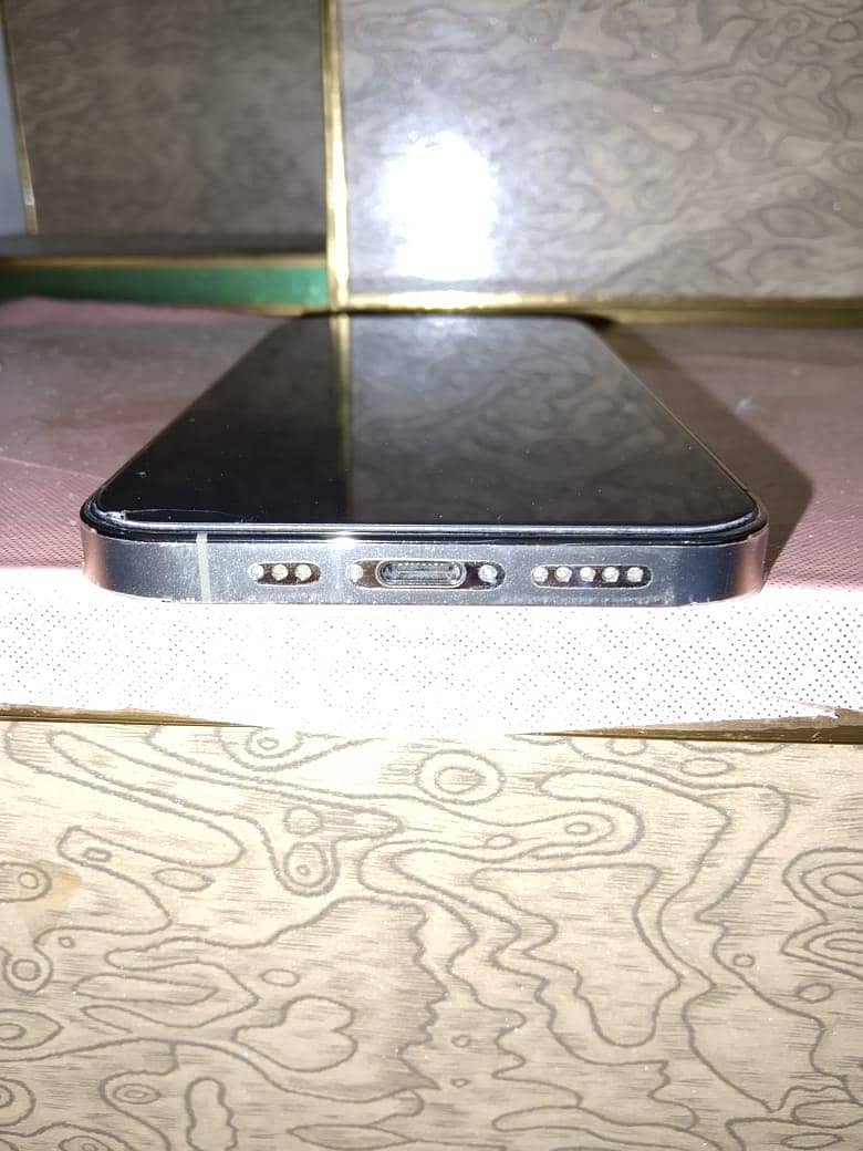 Apple iPhone 12 Pro 3