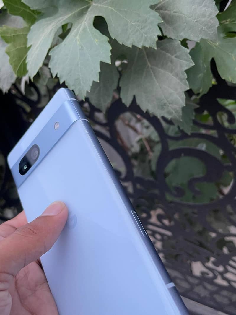 Google Pixel 7a 3