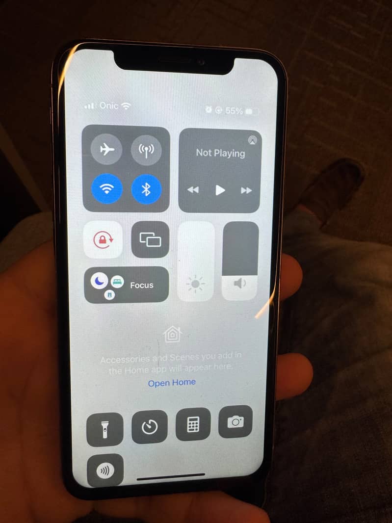 Apple iPhone X 4