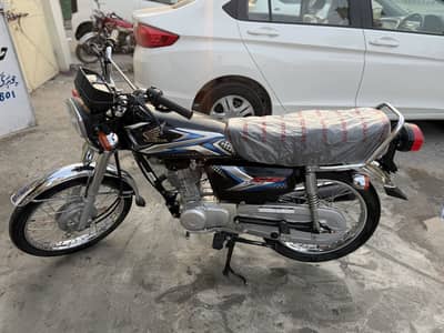 Honda CG 125 2024/2025 BLACK
